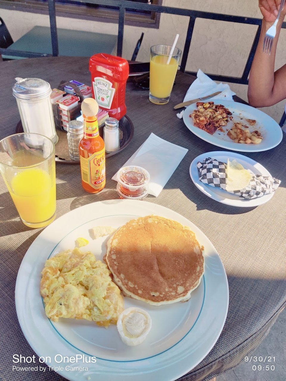 Pancakes and 2 Eggs